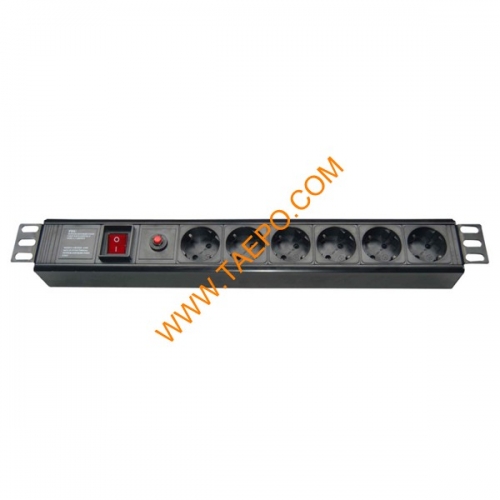 German DIN49440 standard 16A 250VAC PDU with switch and over-load protection