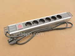 German DIN49440 standard 16A 250VAC 1.5U power distribution unit server rack PDU with master switch