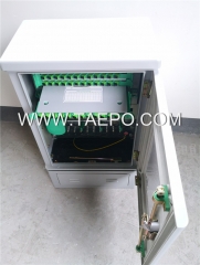 Outdoor SC type 96 fibers SMC fiber optic street cabinet with 4 plastic case slots