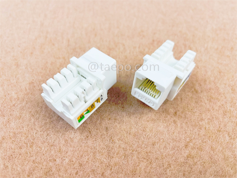 Keystone jack, CAT5E, UTP, 8P8C, 90 degree, AP style
