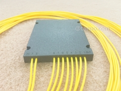 Fiber optic splitter, PLC, plastic case, G657A, 2x8, 2mm loose tube, 1m, with SC/APC connector